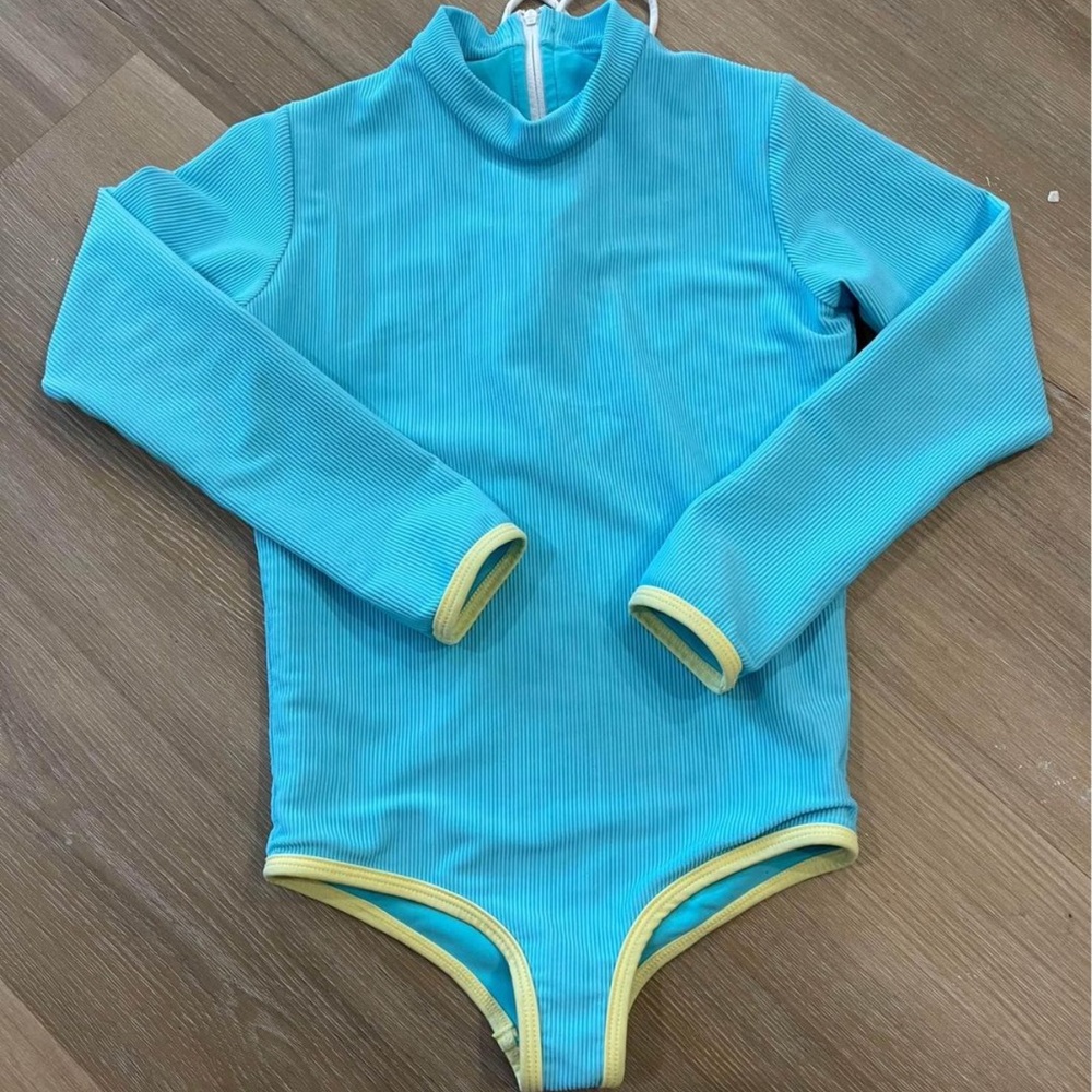 LAINSNOW mini rashguard